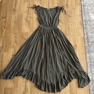 MIA Joy Olive Green Flowy Dress Size M | Boho Midi Style | Lightweight Feminine